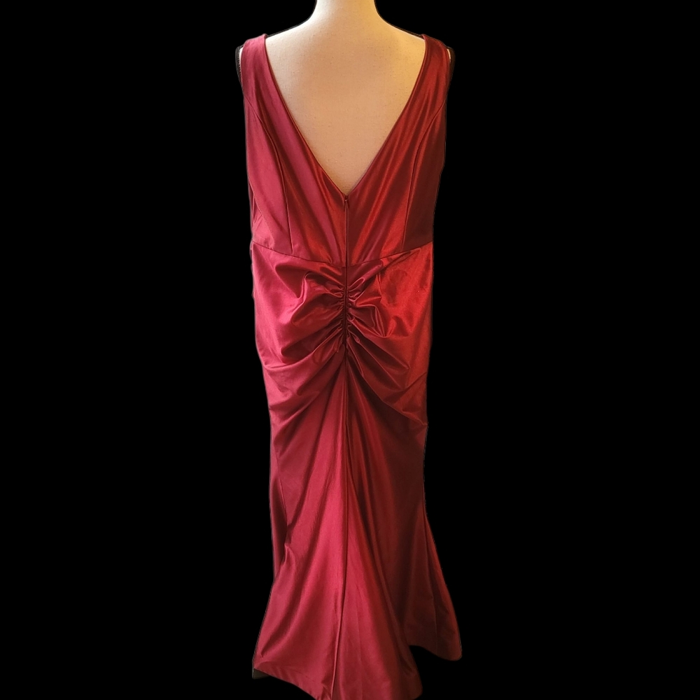 Galina Signature Vibrant Red Dress Gown Homecoming - Picture 8 of 8